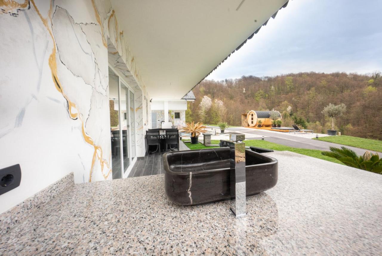 Resort Timaja - Pool, Massage Pool, Sauna Trebnje Екстериор снимка