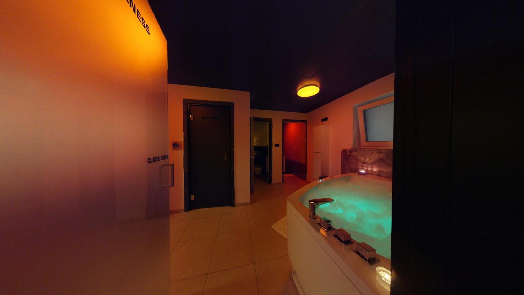 Resort Timaja - Pool, Massage Pool, Sauna Trebnje Екстериор снимка